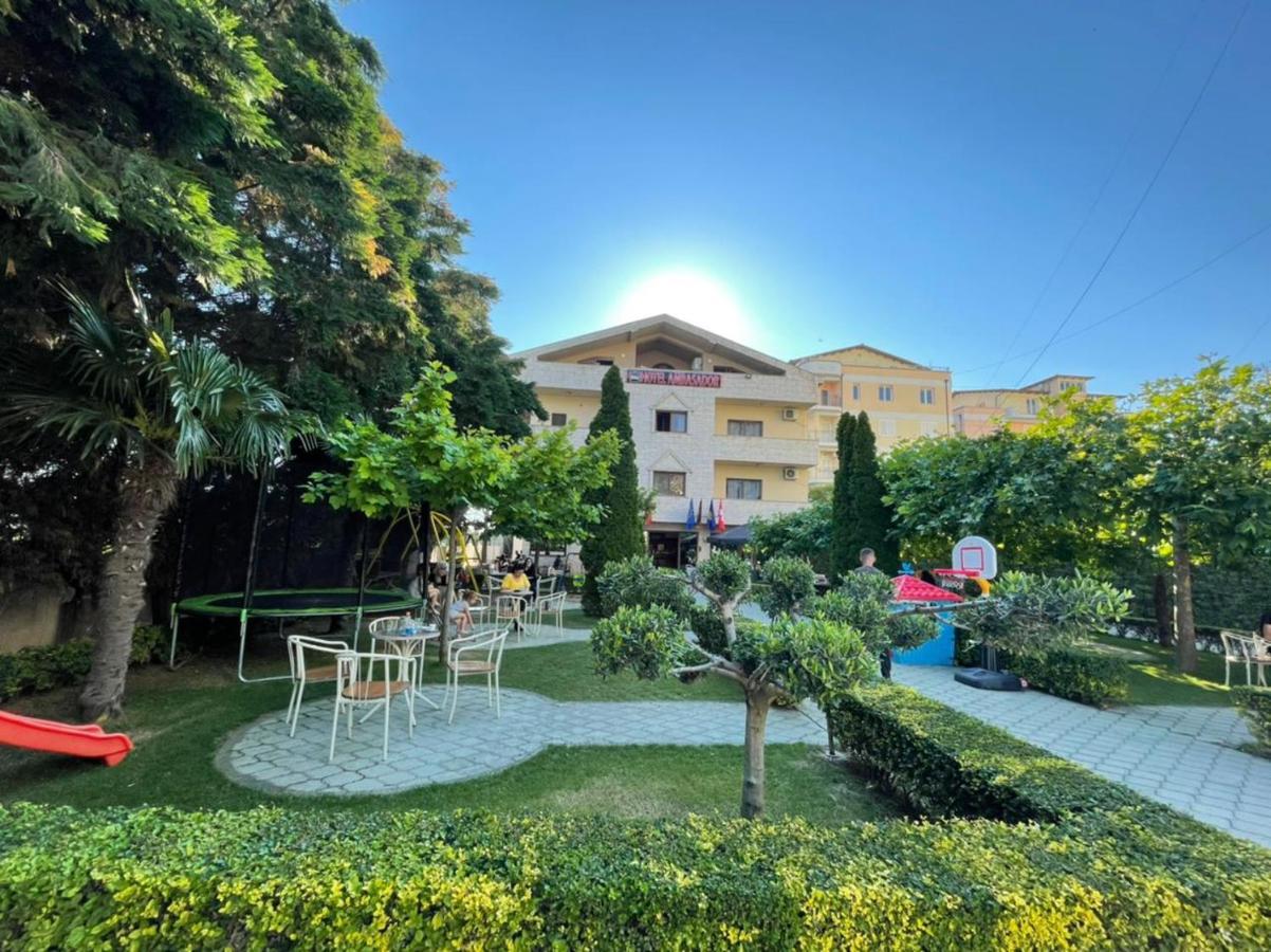 Hotel Ambasador Garden Lezhë Buitenkant foto
